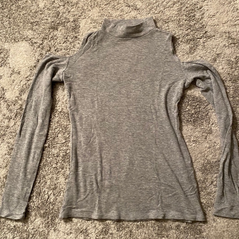 Trouve cold shoulder top